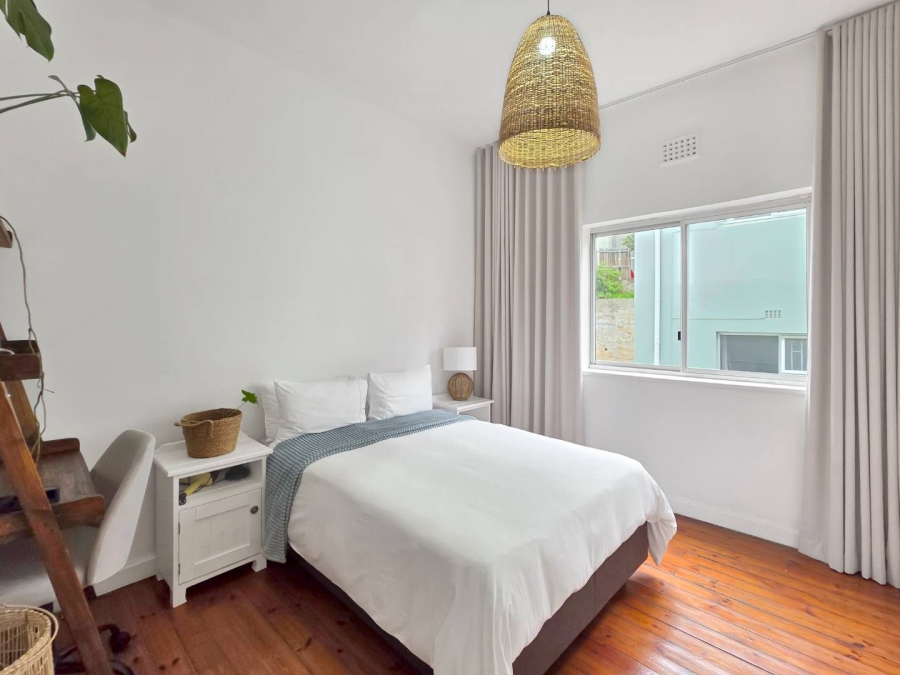 To Let 2 Bedroom Property for Rent in Green Point Western Cape